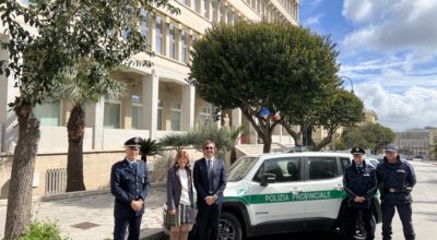 Una nuova automobile per la polizia provinciale 